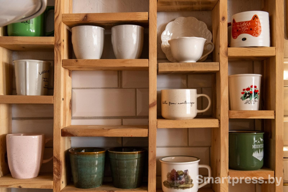 21-Интерьер деревенского дома Вити и Насти.jpg