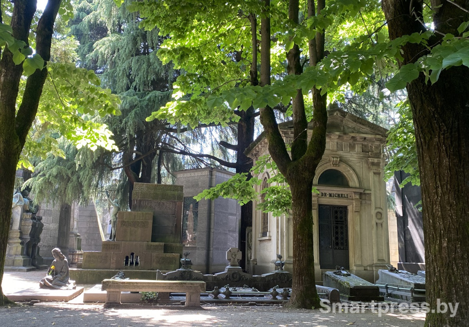 кладбище миланское