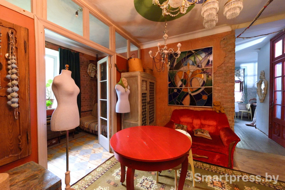 15-Как семья переделала коммуналку в Осмоловке в маленький Париж.jpg