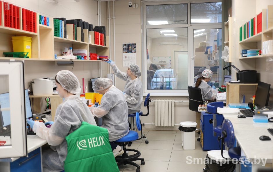 Сотрудники отдела регистрации