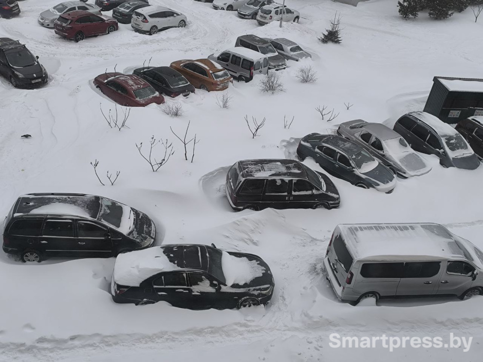 Циклон снег