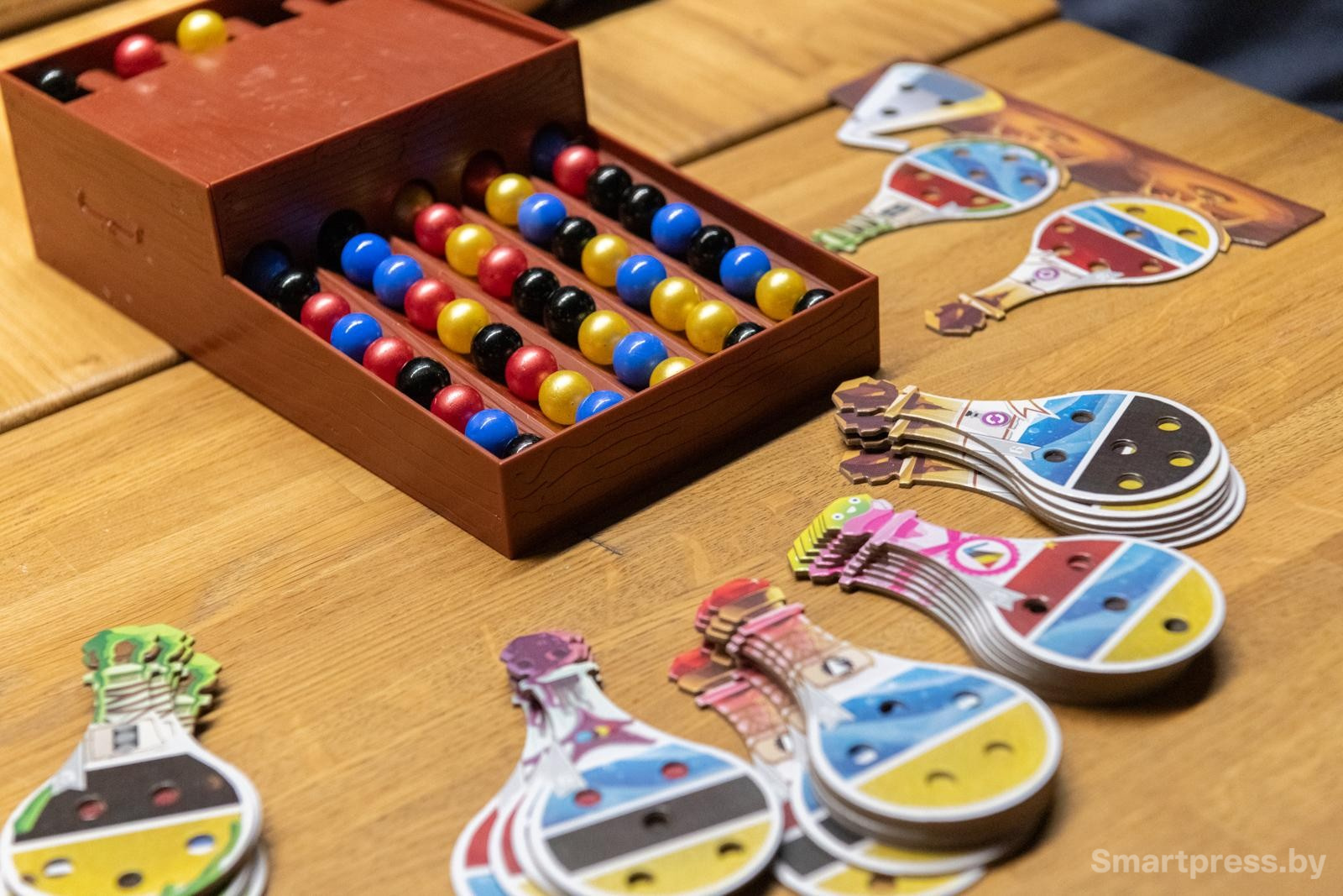 2-Настольная игра Лаборатория.jpg