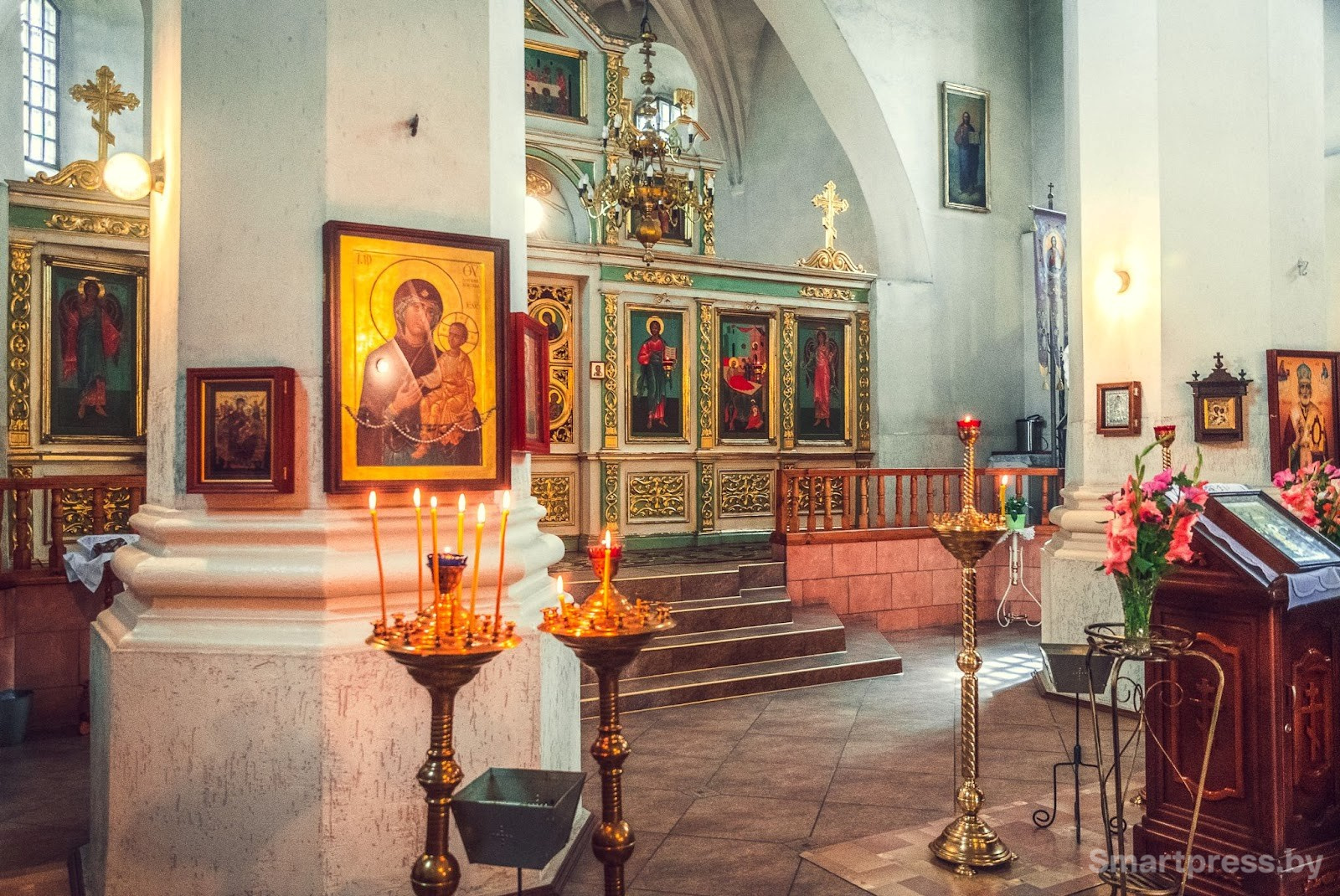 Церковь Рождества Богородицы в деревне Мурованка 2.jpg