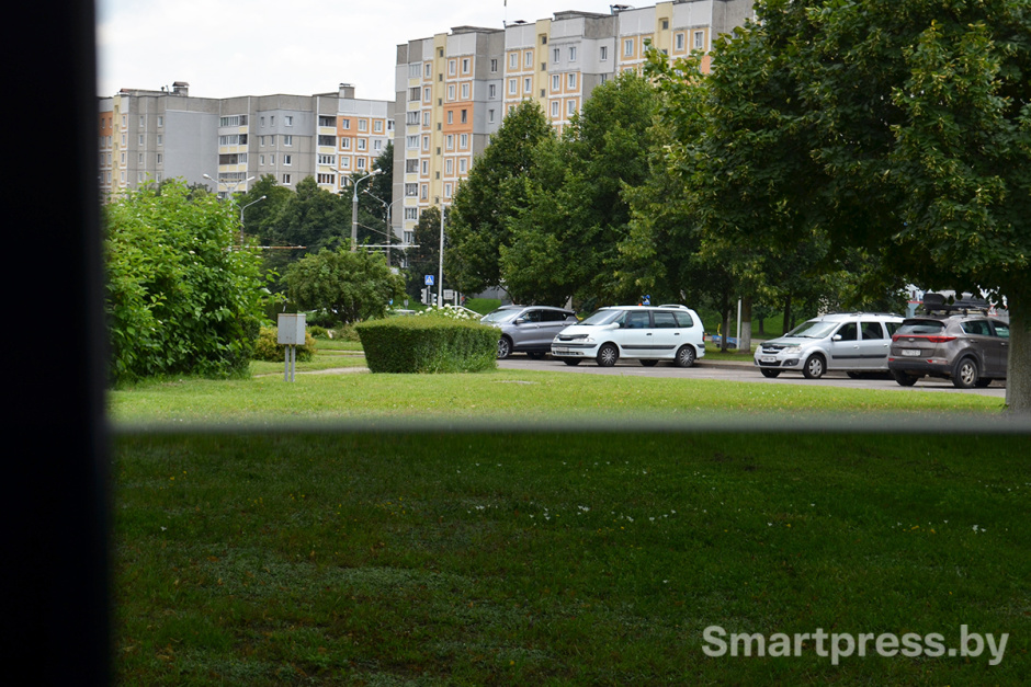 Заводская тонировка задней поусферы Toyota bZ3X.JPG