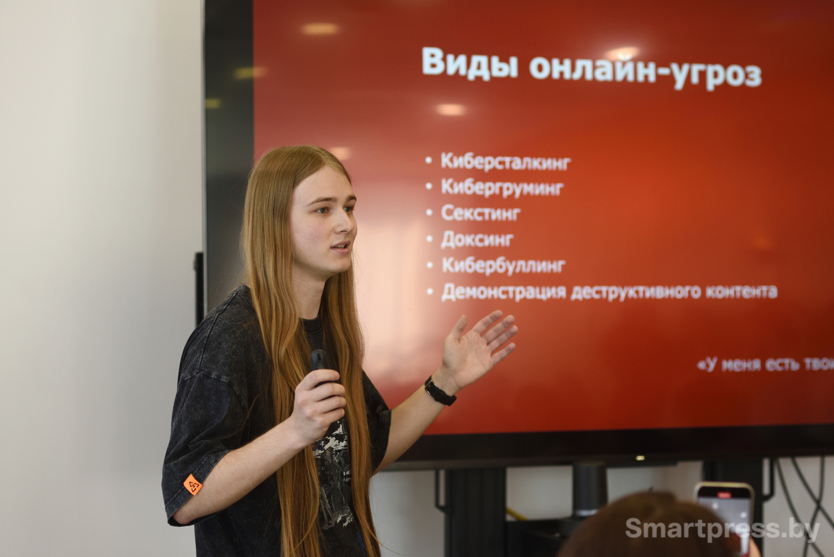 Владимир Максименко