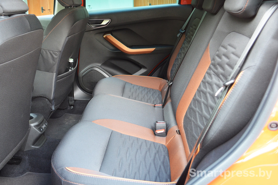 Lada Iskra SW Cross задний диван