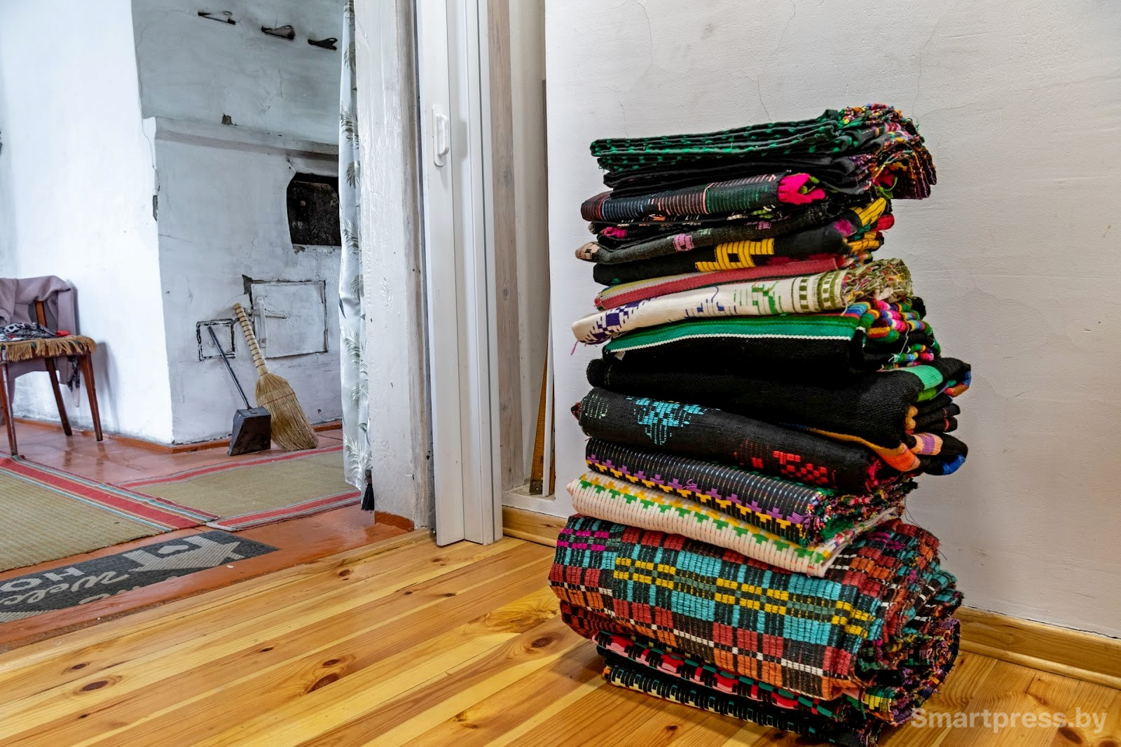 17-Домотканые покрывала из коллекции Екатерины Климович.jpg