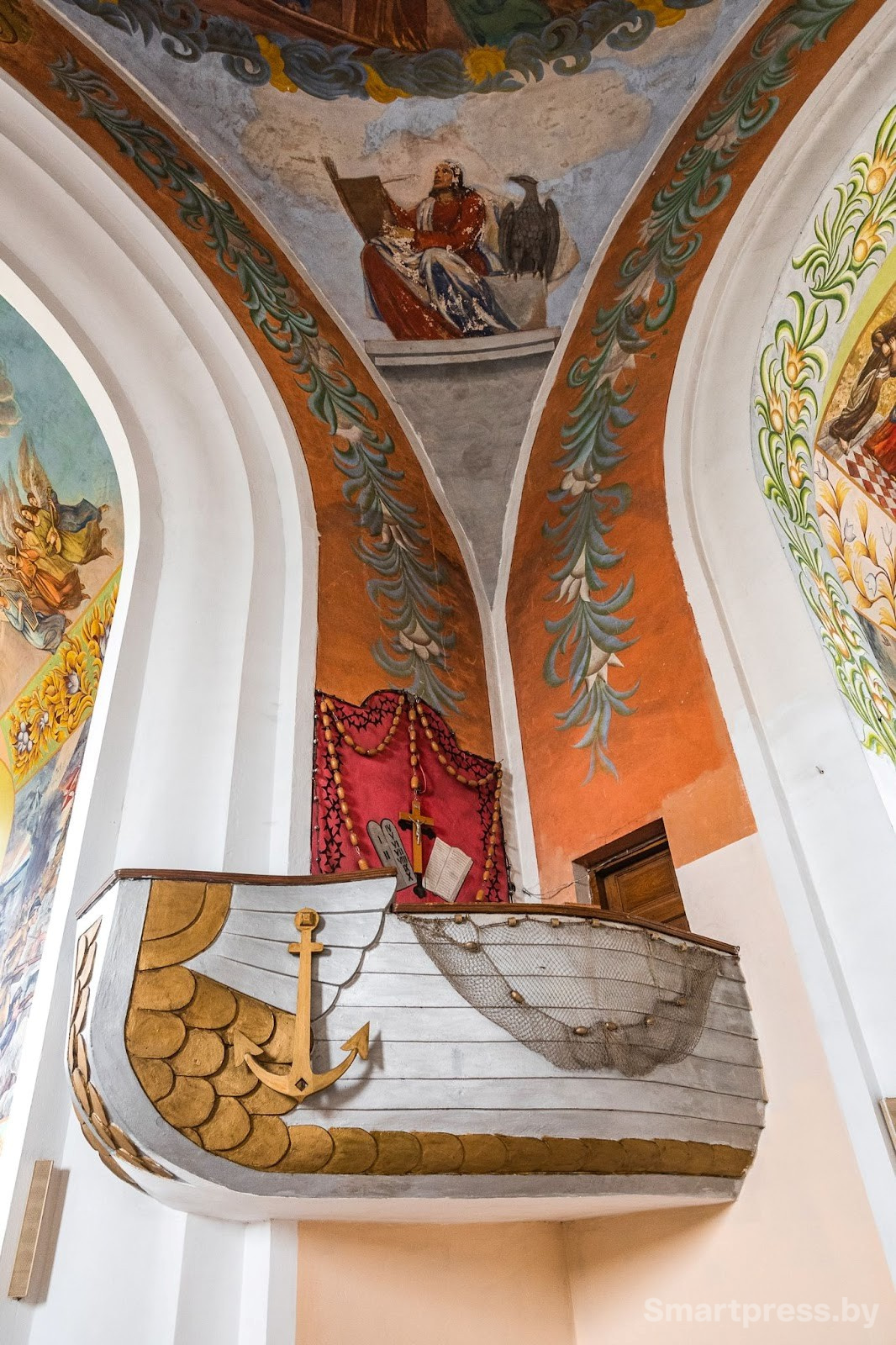 Костел Богоматери Руженцовой в деревне Солы 3.jpg