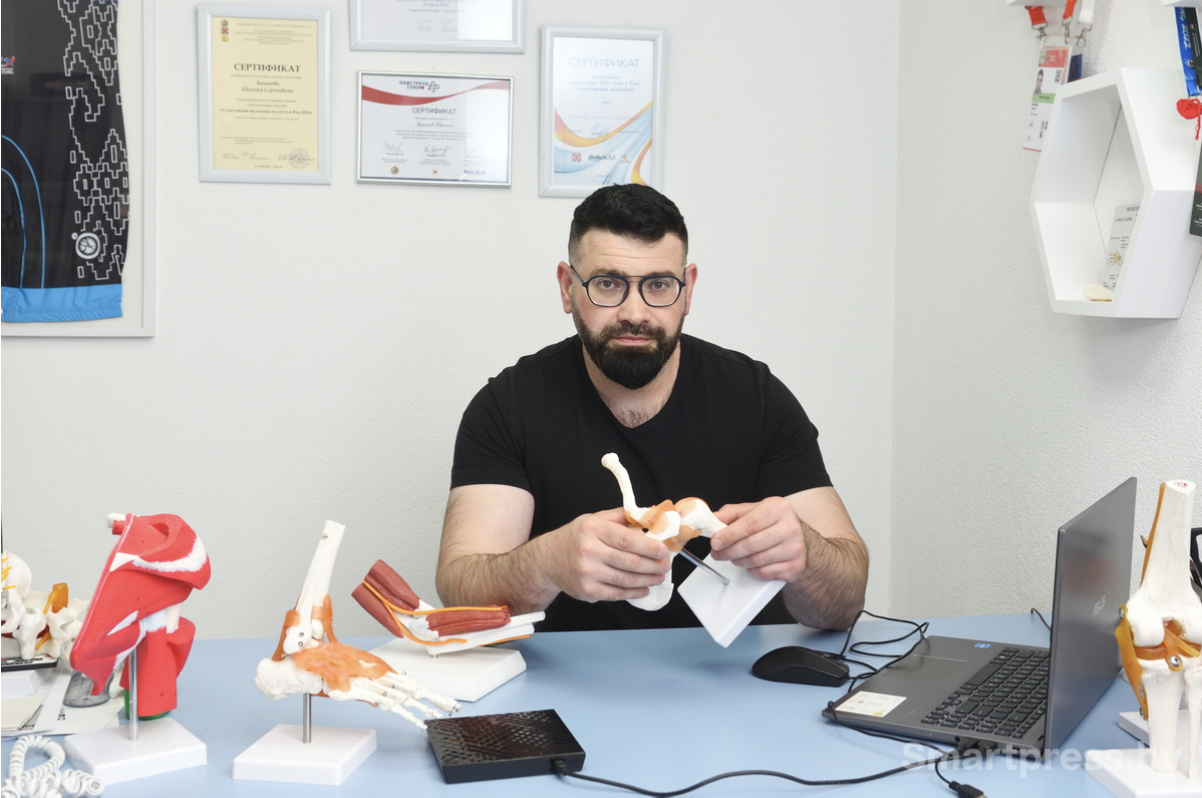 Евгений Акимов 1.png