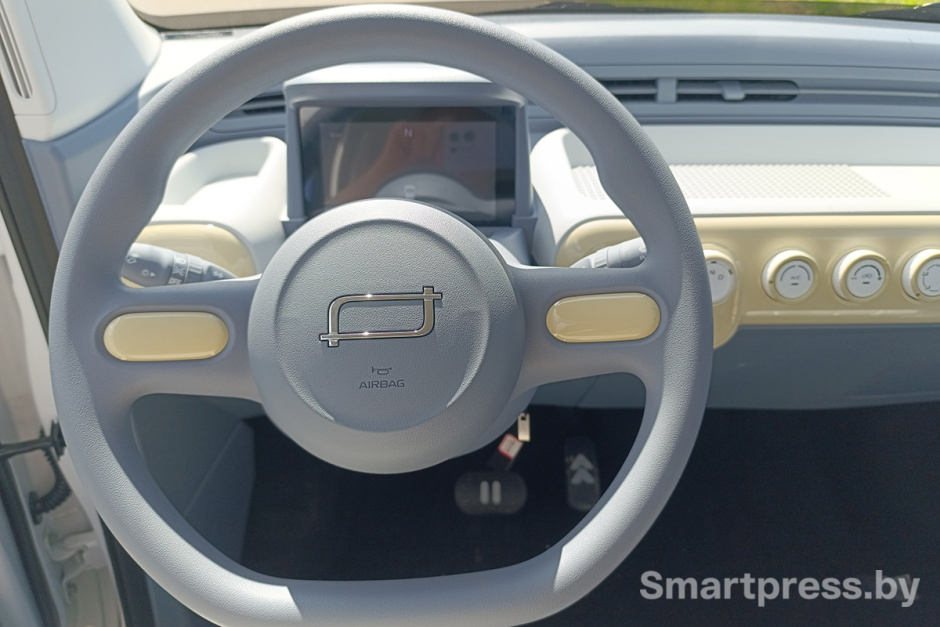 FAW Bestune Pentium Pony руль.jpg