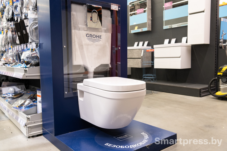 Унитаз с инсталляцией от Grohe
