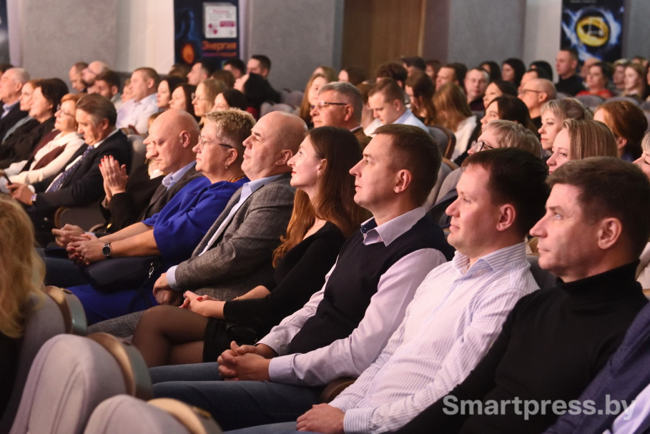 Сотрудники Фармлэнда