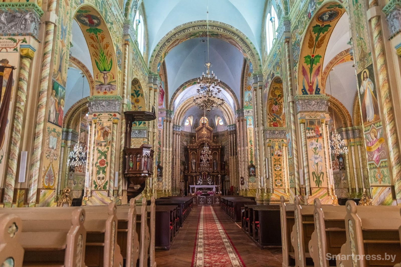 Костел Промысла Божьего в деревне Слободка 2.jpg