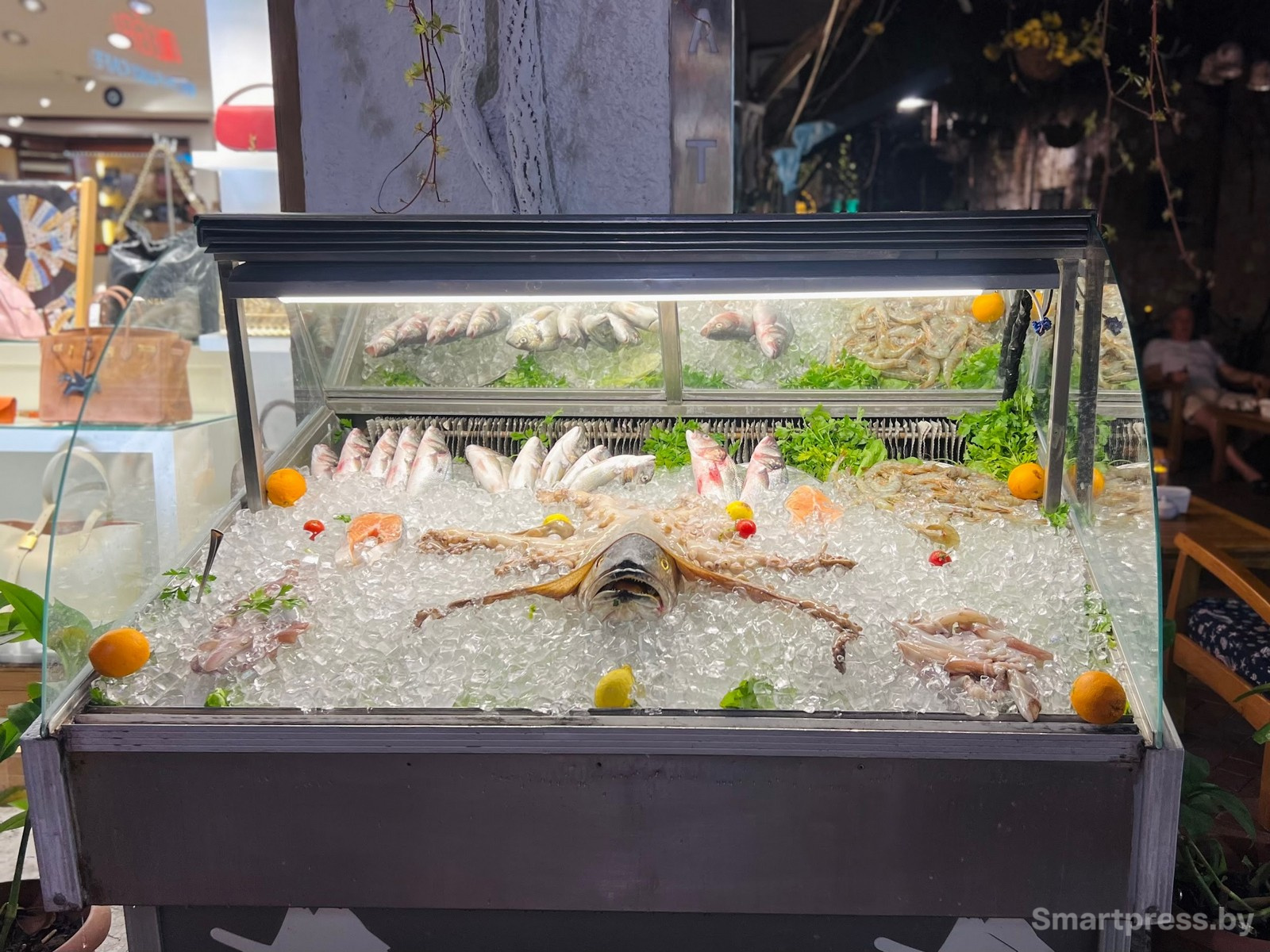 18-Морепродукты в холодильнике.jpg