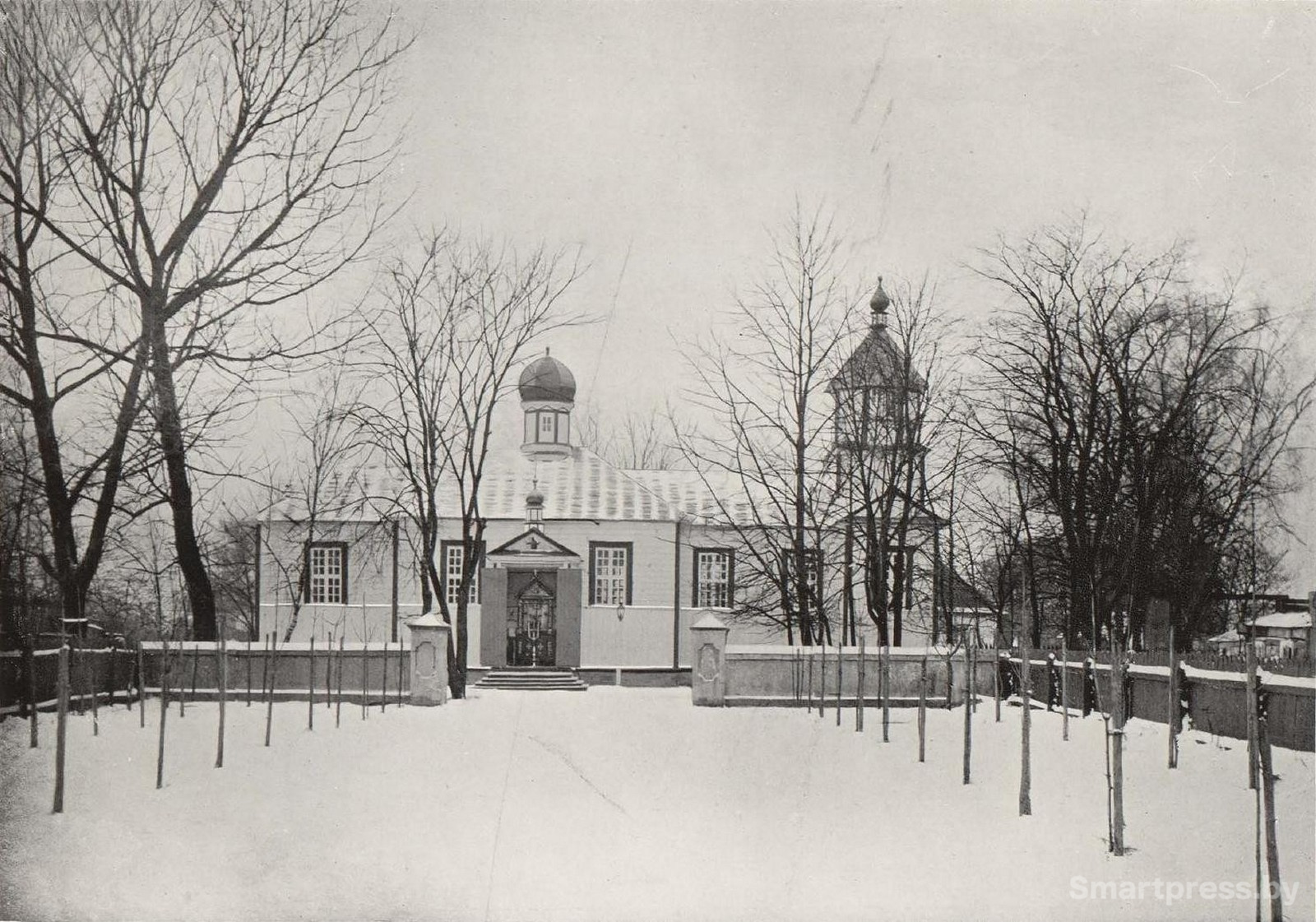 24-Петропавловская церковь в Кобрине 1900 год.jpg