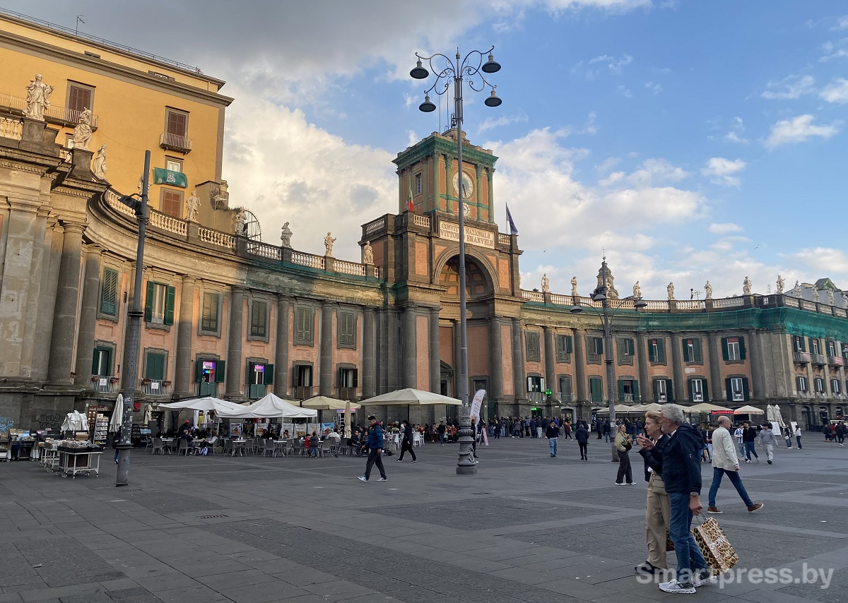 площадь Данте