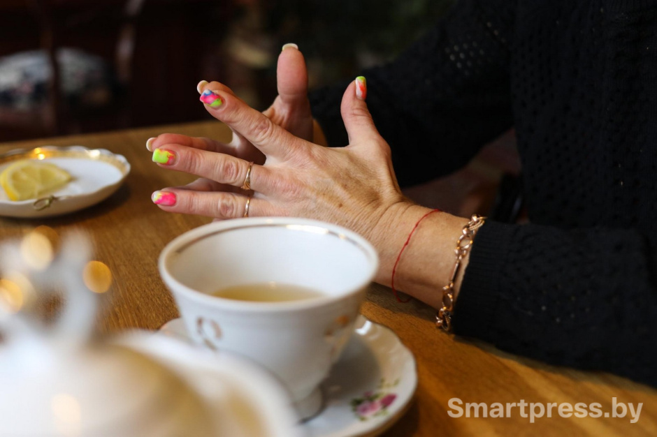 4-Яркий маникюр.jpg