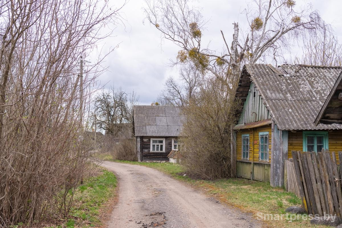 2-В деревне Сухари Щучинского района.jpg