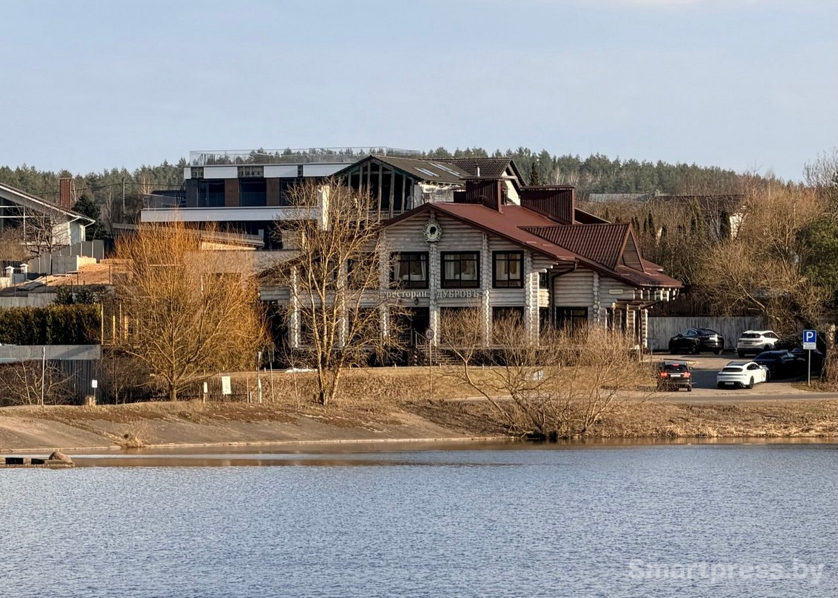 1-Ресторан Дубровъ в Раубичах.jpg