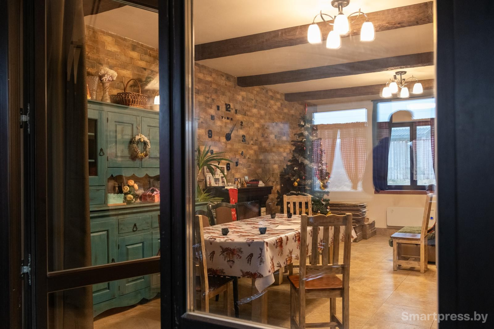 14-В доме Паоло и Алины в деревне Кривая береза.jpg