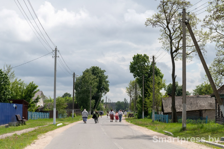 6-Обряд Вождение и похороны Стрелы (Пахаванне Стралы) в деревне Столбун Ветковского района.jpg