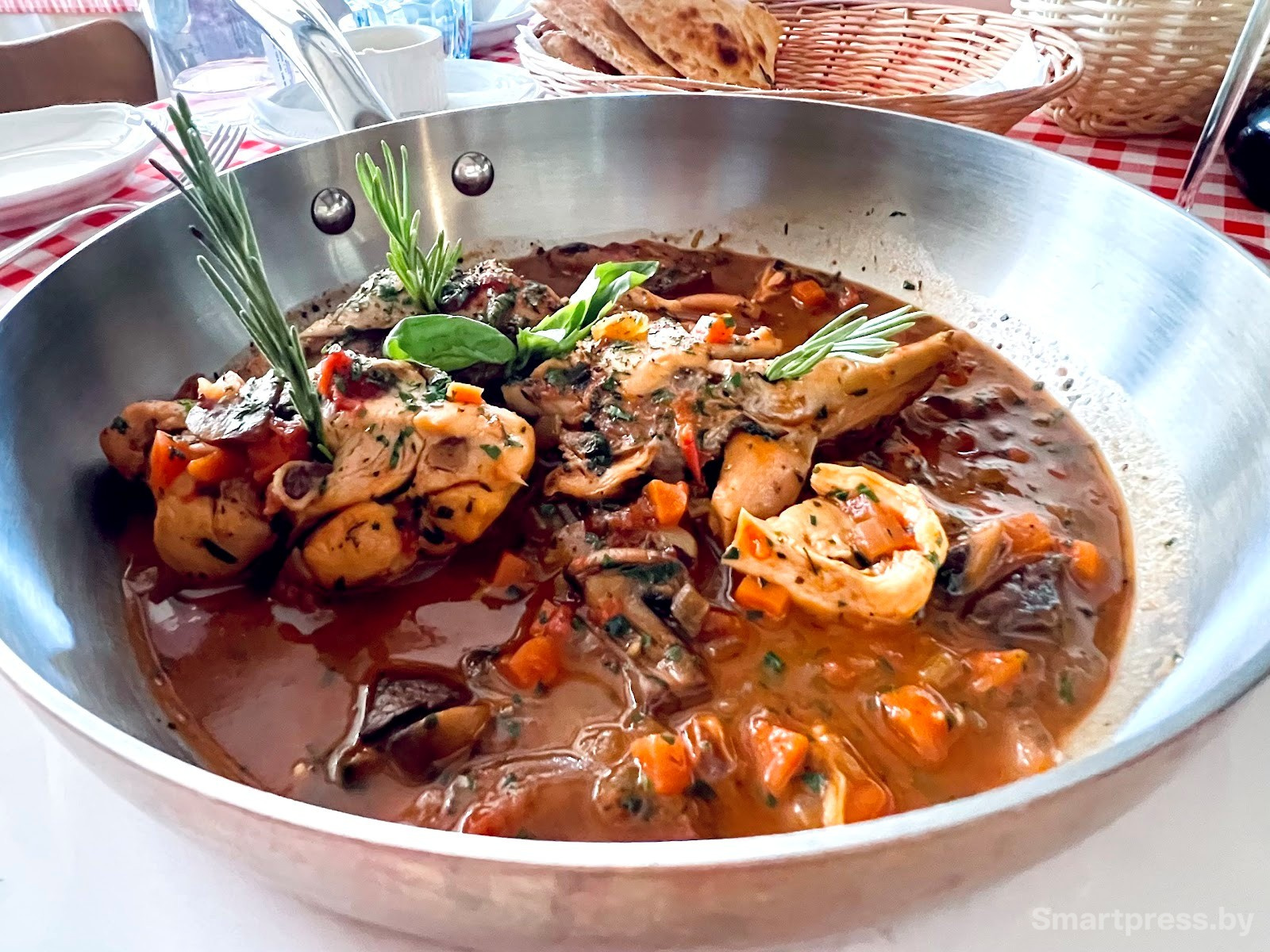 Ресторанный критик Смартпресс ресторан La Scala Trattoria Ignazio 10.jpg Ресторанный критик Смартпресс ресторан La Scala Trattoria Ignazio 10.jpg