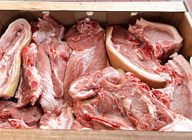 В России уничтожили 5 тонн белорусского мяса и молочной продукции. Чем не угодили?