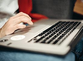 Почему интернет “падает” и что изменится уже скоро. В Минсвязи Беларуси объяснили