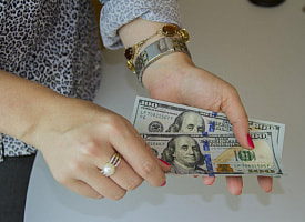 Доллар и евро упали в Беларуси. Итоги торгов 10 ноября