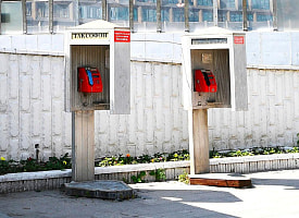 В России предложили вернуть на улицы таксофоны — но уже с интернетом