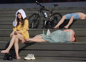 Тепло из Европы раскалит Беларусь до температуры выше +30°C. Белгидромет ответил, станет ли жара бабьим летом