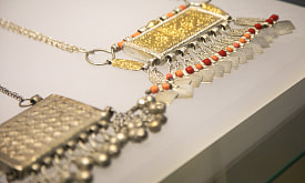 “Некоторые приходят раз за разом”: чем привлекли минчан сокровища Оманского двора?