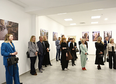 Бизнес вопреки запретам и обществу. Как женщины добивались успеха, пока их не хотели признавать 