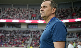 Карлос Алос - на выход: у сборной Беларуси по футболу будет новый главный тренер