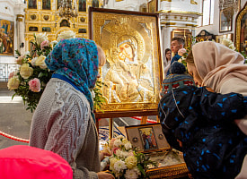 В Минск прибыла великая святыня – частица пояса Богородицы. Фоторепортаж