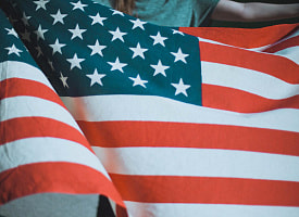 США планируют проверять соцсети всех туристов