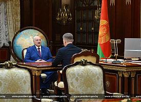 Лукашенко отказался снять с должностей глав Минска и Минсельхозпрода