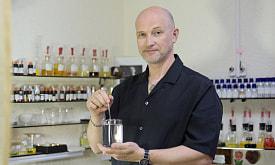 Как выбрать аромат, чтобы потом не пожалеть: советы парфюмера