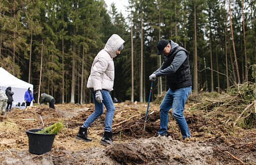 “Эко Движ. Зеленый сезон”: А1 собрал 8000 гаджетов и высадил более 8000 деревьев