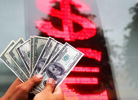 Доллар в Беларуси взлетел до максимума за неделю. Итоги торгов 27 января