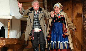 Геннадий Овсянников в 90 лет продолжает играть в театре. Узнали, как ему это удается