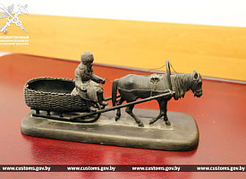 Белоруски заплатят штраф 1350 рублей из-за вещей, которым больше 50 лет