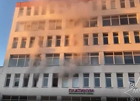 В Минске загорелся крупный бизнес-центр – эвакуировали 73 человека