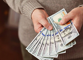 Рекорд за 3 недели. Доллар в Беларуси снова взлетел – итоги торгов 2 марта