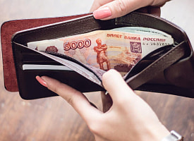 Российский рубль оказался на дне за 90 дней. Что с долларом и евро после торгов в Беларуси?