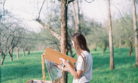 “Бабушкин дом – это мой потерянный рай: ковры, куфары, вышиванки”. Художница Катерина Пашкевич – о корнях своего искусства