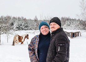 “Магазина нет, интернета тоже не было”. Зачем минчанка уехала в глухую деревню?
