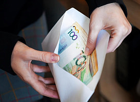 Кто обязан заплатить 3077 рублей страховых взносов? В Минтруда напомнили о последствиях за просрочку