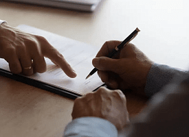 Можно ли в Беларуси оставить всё наследство одному человеку? Адвокат объяснил, кто имеет право на обязательную долю