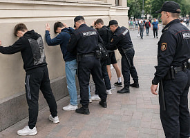 Милиция и ОМОН задержали четырех минских подростков – младшему 14 лет